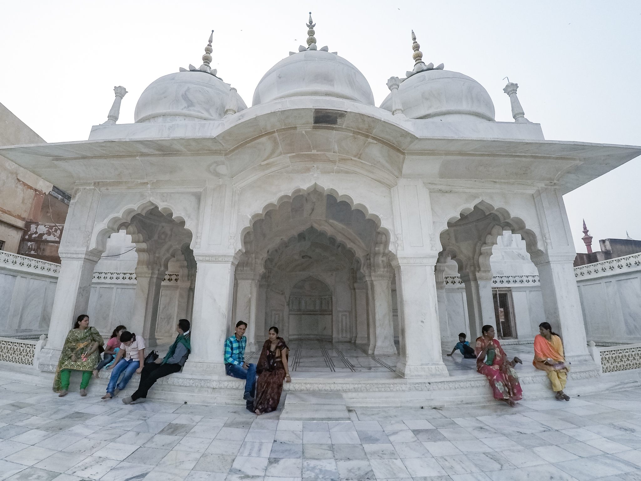 Home of the Majestic Taj Mahal (Agra, India) - Life in a Pink Backpack